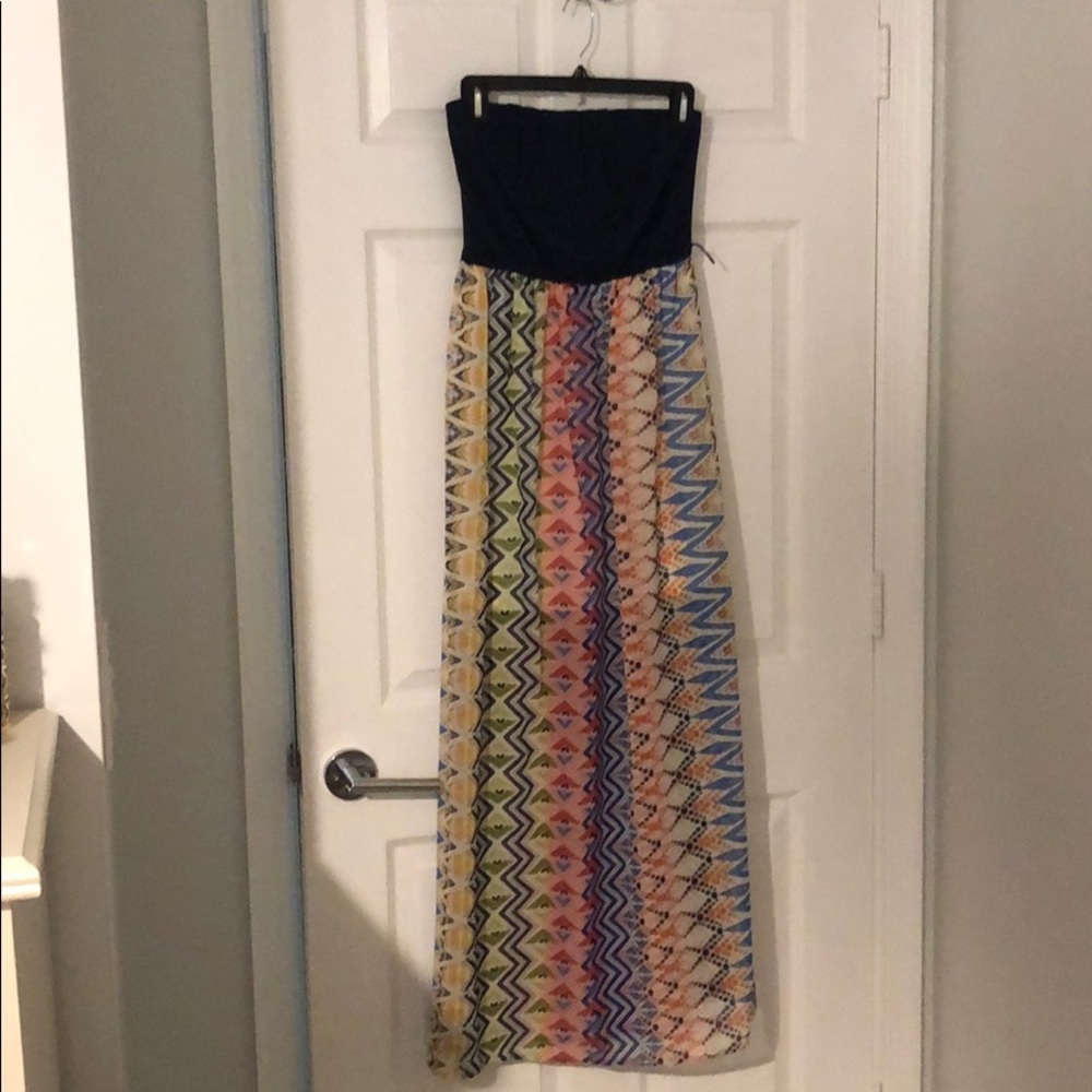 Strapless maxi